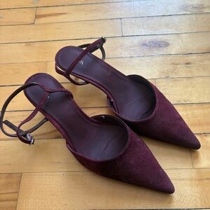 Zara Sz 9 (40) Burgundy Wine Color Pointy Toes Kitten Heels